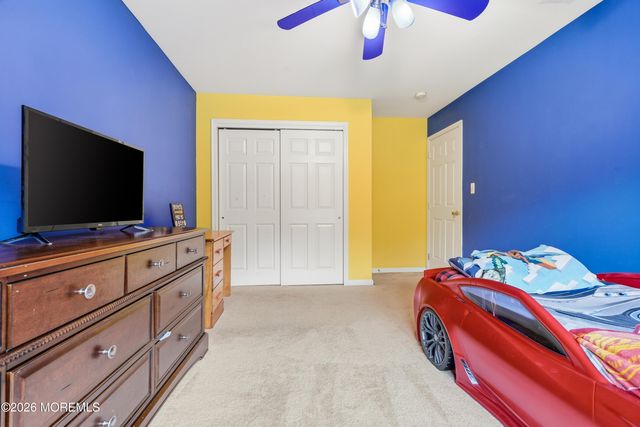 28 Amethyst Way, Jackson, NJ 08527