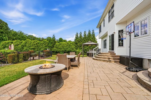 28 Amethyst Way, Jackson, NJ 08527