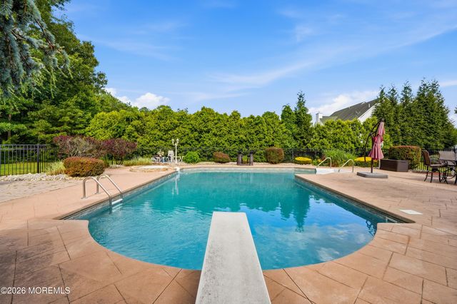 28 Amethyst Way, Jackson, NJ 08527