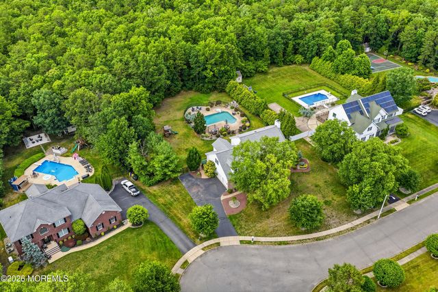 28 Amethyst Way, Jackson, NJ 08527