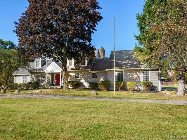 3360 S Hadley Road, Ortonville, MI 48462