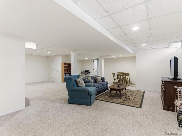 3360 S Hadley Road, Ortonville, MI 48462