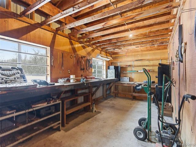 3360 S Hadley Road, Ortonville, MI 48462