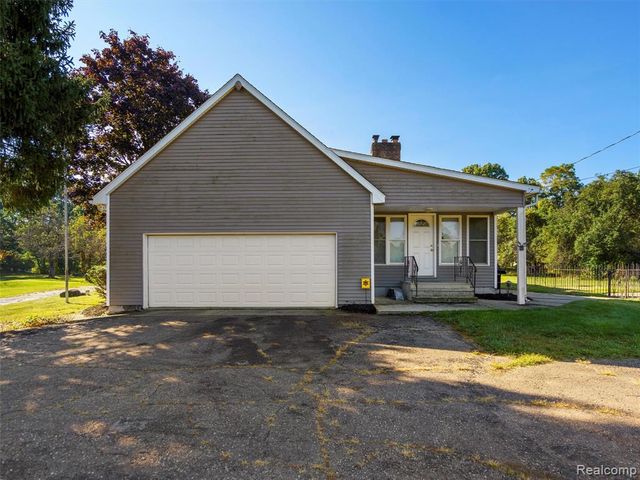 3360 S Hadley Road, Ortonville, MI 48462