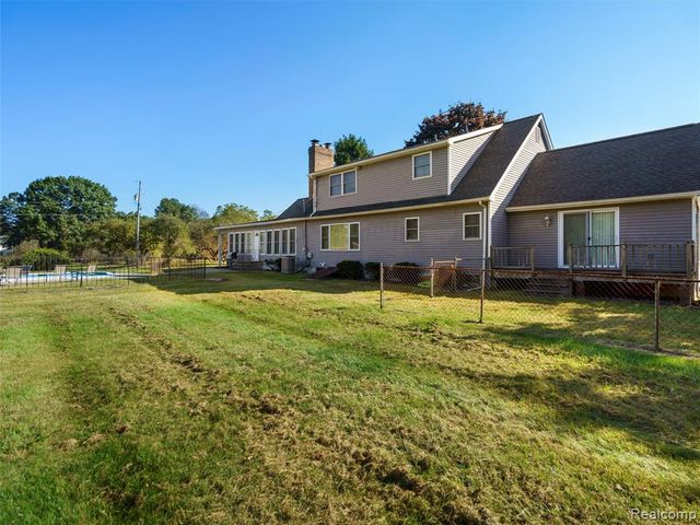 3360 S Hadley Road, Ortonville, MI 48462