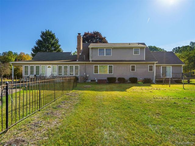 3360 S Hadley Road, Ortonville, MI 48462