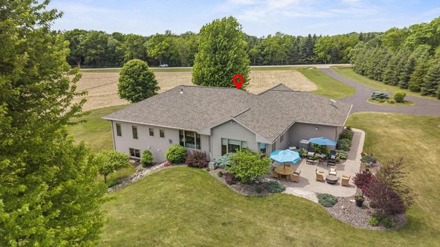 N7166 Forest Ridge Road, Ripon, WI 54971