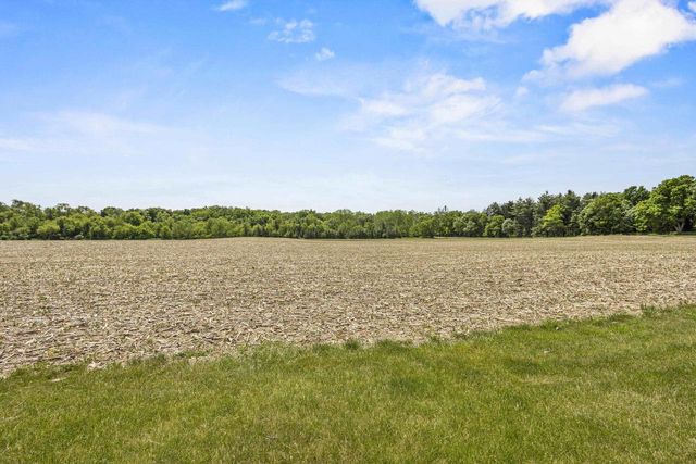 N7166 Forest Ridge Road, Ripon, WI 54971