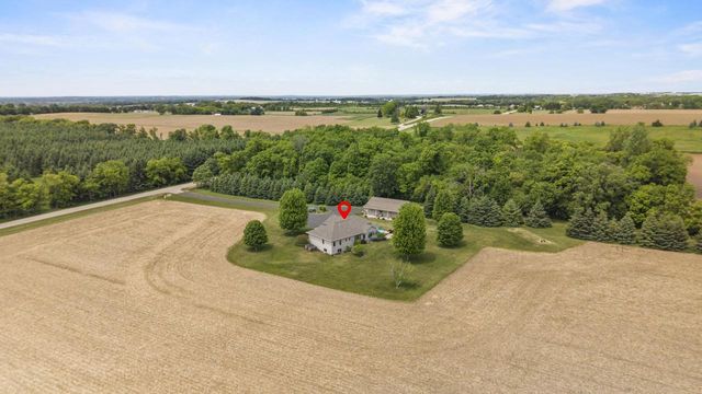 N7166 Forest Ridge Road, Ripon, WI 54971