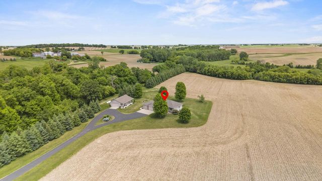 N7166 Forest Ridge Road, Ripon, WI 54971