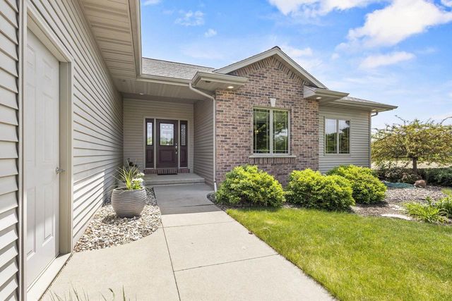 N7166 Forest Ridge Road, Ripon, WI 54971