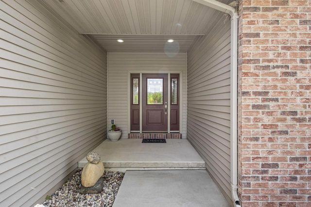 N7166 Forest Ridge Road, Ripon, WI 54971