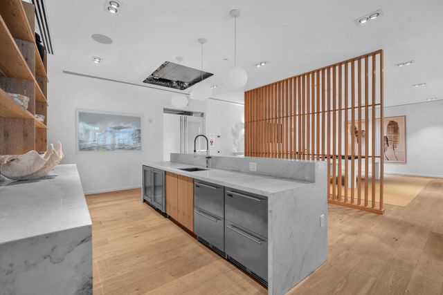 401 N BIRCH Road 512, Fort Lauderdale, FL 33304