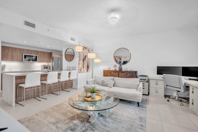 401 N BIRCH Road 512, Fort Lauderdale, FL 33304