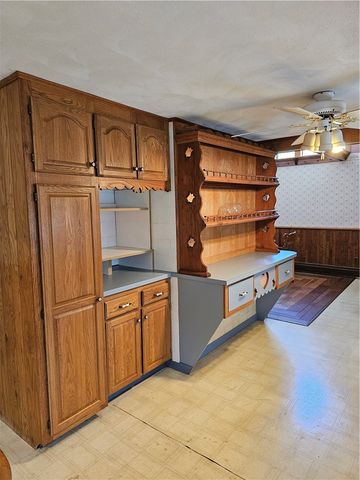 99 Pender Avenue, Warwick, RI 02889