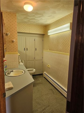 99 Pender Avenue, Warwick, RI 02889