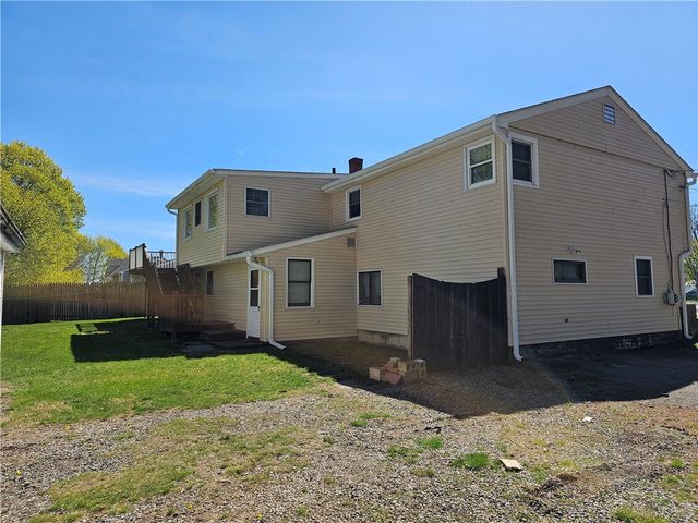99 Pender Avenue, Warwick, RI 02889