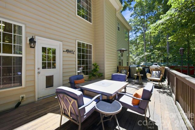 2006 Wedgewood Drive, Matthews, NC 28104