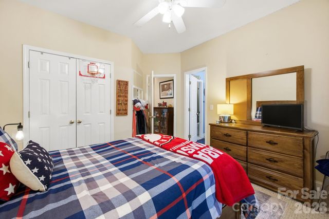 2006 Wedgewood Drive, Matthews, NC 28104