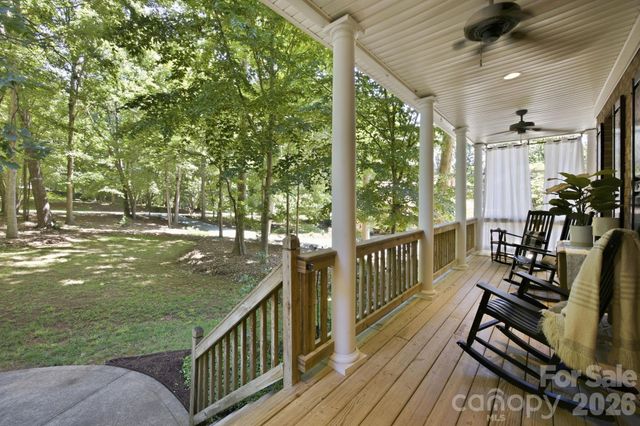2006 Wedgewood Drive, Matthews, NC 28104