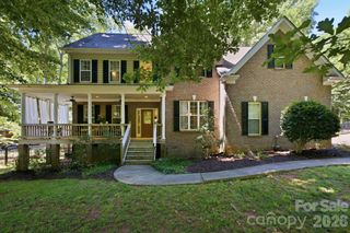 2006 Wedgewood Drive, Matthews, NC 28104