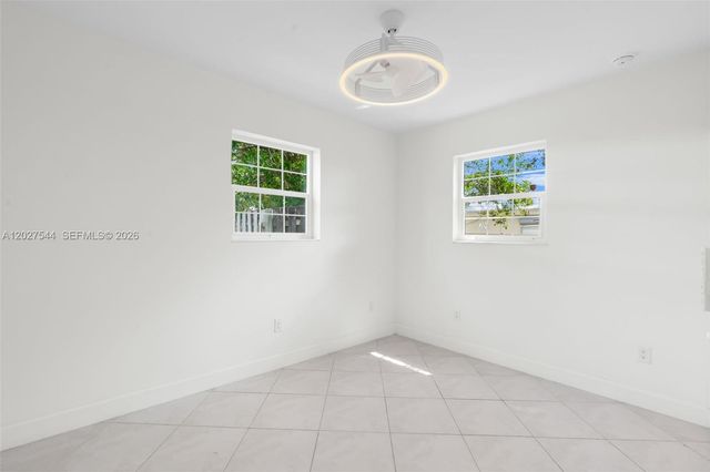 5808 Seton Dr, Margate, FL 33063