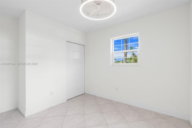 5808 Seton Dr, Margate, FL 33063