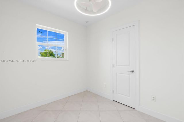 5808 Seton Dr, Margate, FL 33063