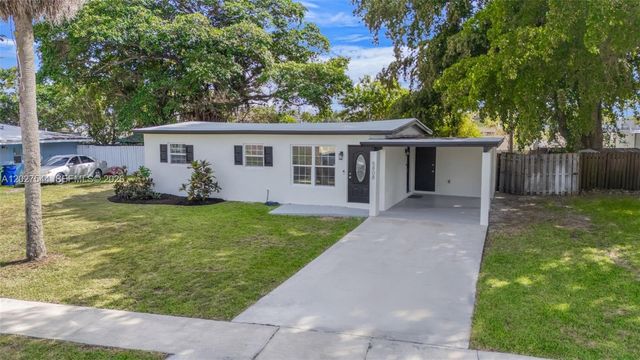 5808 Seton Dr, Margate, FL 33063