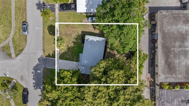 5808 Seton Dr, Margate, FL 33063