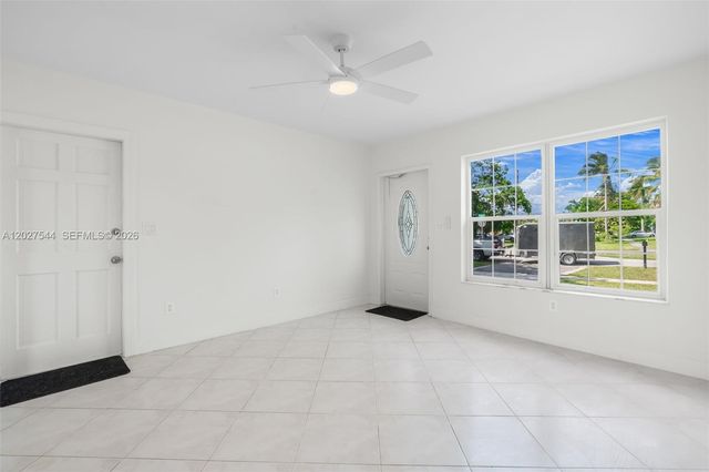 5808 Seton Dr, Margate, FL 33063