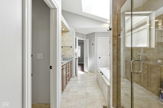 9980 Woodlands Drive, Fishers, IN 46037