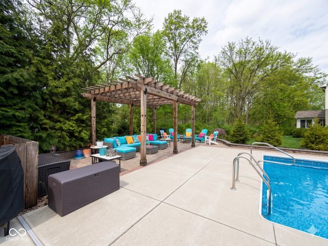 9980 Woodlands Drive, Fishers, IN 46037