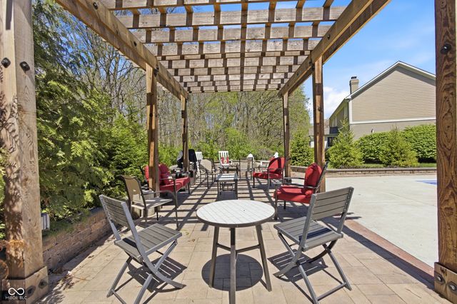 9980 Woodlands Drive, Fishers, IN 46037