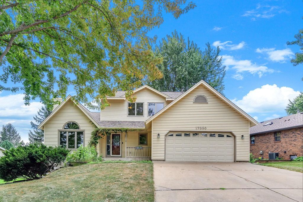 17330 Ipswich Way, Lakeville, MN 55044 — exterior