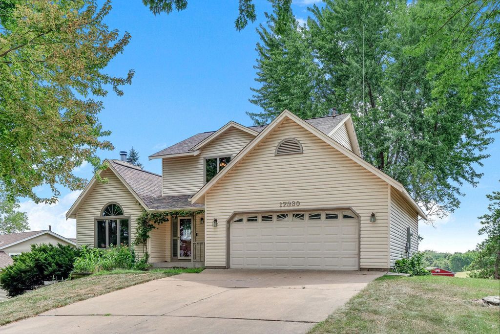 17330 Ipswich Way, Lakeville, MN 55044 — photo 2