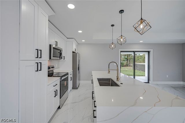 850 Foxtail ST, Lehigh Acres, FL 33974