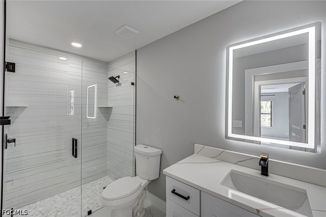 850 Foxtail ST, Lehigh Acres, FL 33974