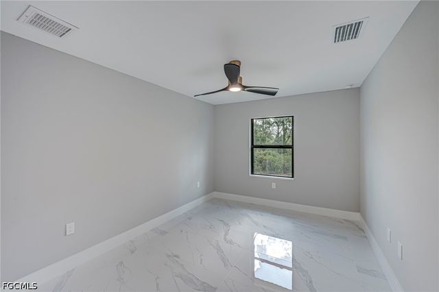850 Foxtail ST, Lehigh Acres, FL 33974