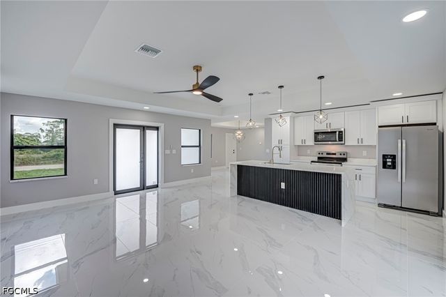 850 Foxtail ST, Lehigh Acres, FL 33974