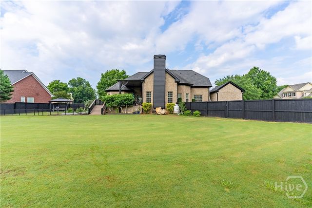 1070 Saint Albans Path, Watkinsville, GA 30677