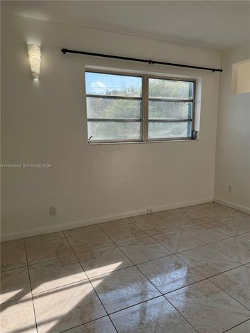 16701 NE 14th Ave 212, Miami, FL 33162