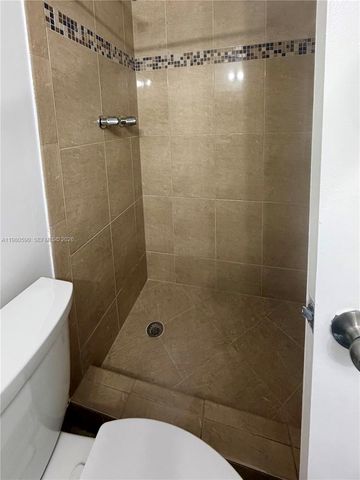 16701 NE 14th Ave 212, Miami, FL 33162