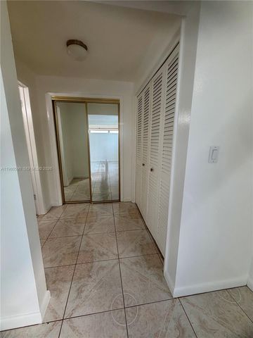 16701 NE 14th Ave 212, Miami, FL 33162