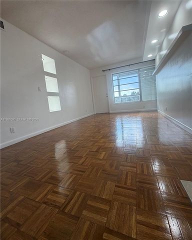 16701 NE 14th Ave 212, Miami, FL 33162