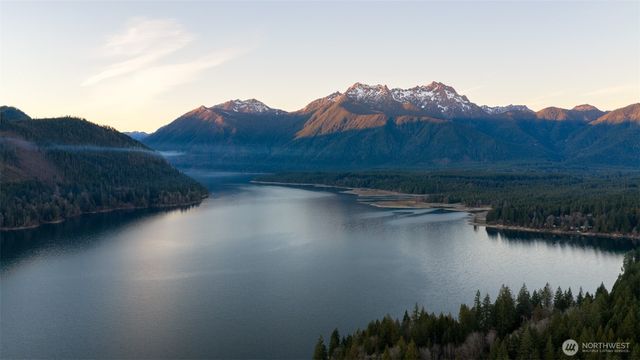 91 N Duckabush Drive W, Hoodsport, WA 98548