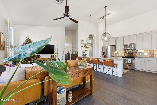 3055 N RED MOUNTAIN -- 80, Mesa, AZ 85207