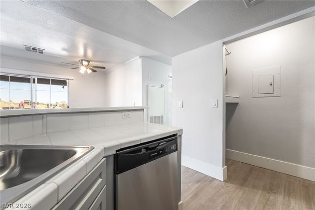 8600 West Charleston Boulevard 2177, Las Vegas, NV 89117
