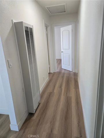 11426 215th B, Lakewood, CA 90715