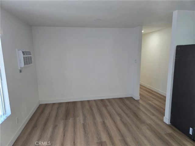 11426 215th B, Lakewood, CA 90715